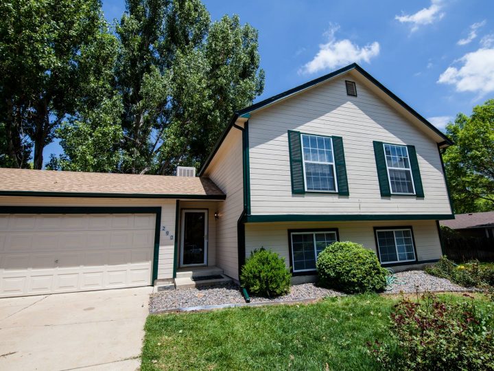 290 Greenway Cir Broomfield, CO 80020