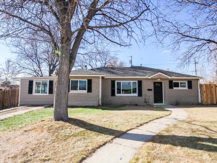 9421 Rose Ct, Thornton, CO 80229