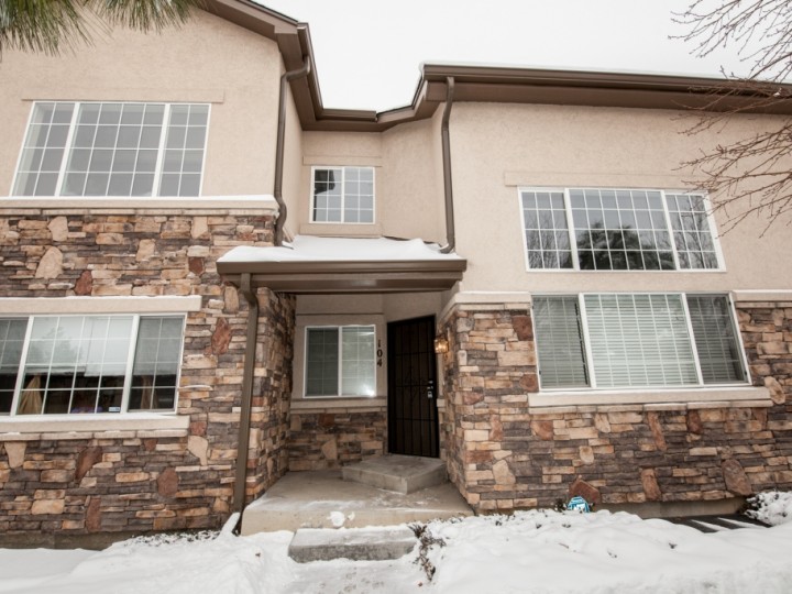 1325 S Chambers Rd #104 Aurora, CO 80017