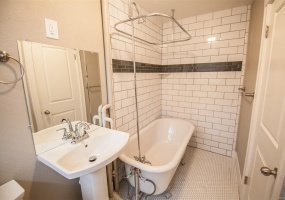 215 E 11th Avenue Unit #B4, Denver, Denver, Colorado, United States 80203, 1 Bedroom Bedrooms, ,1 BathroomBathrooms,Townhome,Sold!,E 11th Avenue Unit #B4,9674794