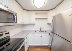 1410 York Street Unit #13, Denver, Denver, Colorado, United States 80206, 1 Bedroom Bedrooms, ,1 BathroomBathrooms,Townhome,Sold!,York Street Unit #13,9674809