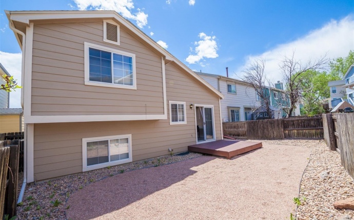 8065 Decatur Court, Westminster, Adams, Colorado, United States 80031, 3 Bedrooms Bedrooms, ,2 BathroomsBathrooms,House,Sold!,Decatur Court,9674815