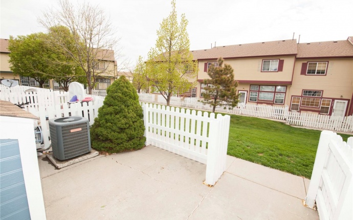 8199 Welby Road Unit #4502, Denver, Dams, Colorado, United States 80229, 2 Bedrooms Bedrooms, ,3 BathroomsBathrooms,Townhome,Sold!,Welby Road Unit #4502,9674818