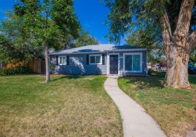 900 Victor Street, Aurora, Arapahoe, Colorado, United States 80011, 3 Bedrooms Bedrooms, ,2 BathroomsBathrooms,House,Sold!,Victor Street,9674857