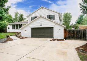 5561 W Fair Drive, Littleton, Jefferson, Colorado, United States 80123, 4 Bedrooms Bedrooms, ,3 BathroomsBathrooms,House,Sold!,W Fair Drive,9674869
