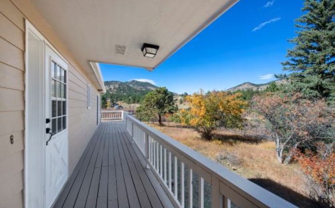 87 Elmgreen Lane, Jefferson, Colorado, United States 80439, 3 Bedrooms Bedrooms, ,2 BathroomsBathrooms,House,For Sale,Elmgreen Lane,9675031