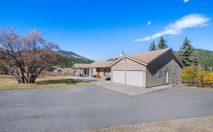 87 Elmgreen Lane, Jefferson, Colorado, United States 80439, 3 Bedrooms Bedrooms, ,2 BathroomsBathrooms,House,For Sale,Elmgreen Lane,9675031