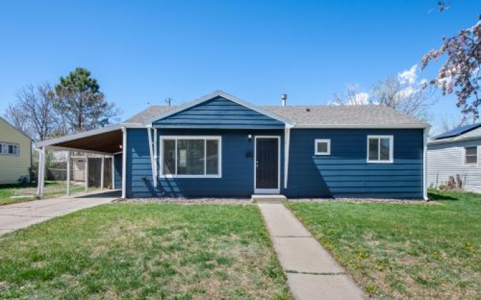 735 Iola Street, Aurora, Aurora, Colorado, United States 80010, 3 Bedrooms Bedrooms, ,1 BathroomBathrooms,House,Under Contract,Iola Street,9675035