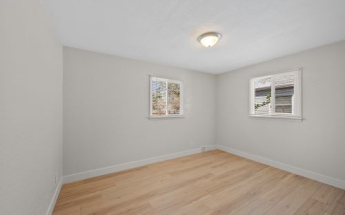 735 Iola Street, Aurora, Aurora, Colorado, United States 80010, 3 Bedrooms Bedrooms, ,1 BathroomBathrooms,House,Under Contract,Iola Street,9675035