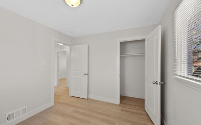 735 Iola Street, Aurora, Aurora, Colorado, United States 80010, 3 Bedrooms Bedrooms, ,1 BathroomBathrooms,House,Under Contract,Iola Street,9675035