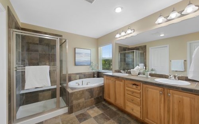 4821 Bluegate Drive, Highlands Ranch, Douglas, Colorado, United States 80130, 3 Bedrooms Bedrooms, ,3 BathroomsBathrooms,House,For Sale,Bluegate Drive,9675039