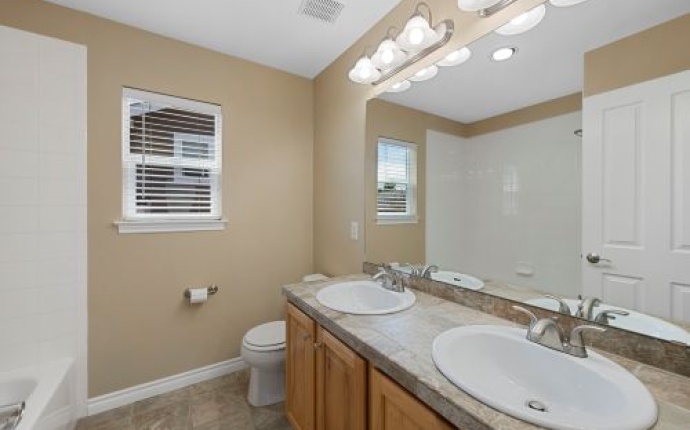 4821 Bluegate Drive, Highlands Ranch, Douglas, Colorado, United States 80130, 3 Bedrooms Bedrooms, ,3 BathroomsBathrooms,House,For Sale,Bluegate Drive,9675039