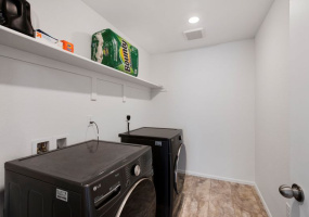 12826 Lake Port Street, Longmont, Weld, Colorado, United States 80504, 5 Bedrooms Bedrooms, ,4 BathroomsBathrooms,House,Sold!,Lake Port Street,9675041