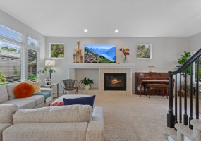 12054 E Lake Circle, Greenwood Village, Arapahoe, Colorado, United States 80111, 4 Bedrooms Bedrooms, ,3 BathroomsBathrooms,House,Sold!,E Lake Circle,9675042