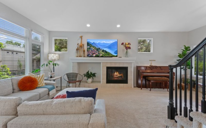 12054 E Lake Circle, Greenwood Village, Arapahoe, Colorado, United States 80111, 4 Bedrooms Bedrooms, ,3 BathroomsBathrooms,House,Sold!,E Lake Circle,9675042