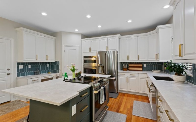 12054 E Lake Circle, Greenwood Village, Arapahoe, Colorado, United States 80111, 4 Bedrooms Bedrooms, ,3 BathroomsBathrooms,House,Sold!,E Lake Circle,9675042