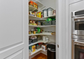 12054 E Lake Circle, Greenwood Village, Arapahoe, Colorado, United States 80111, 4 Bedrooms Bedrooms, ,3 BathroomsBathrooms,House,Sold!,E Lake Circle,9675042