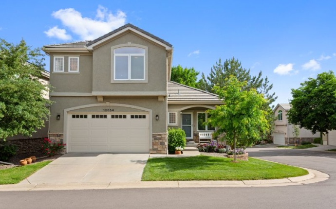12054 E Lake Circle, Greenwood Village, Arapahoe, Colorado, United States 80111, 4 Bedrooms Bedrooms, ,3 BathroomsBathrooms,House,Sold!,E Lake Circle,9675042