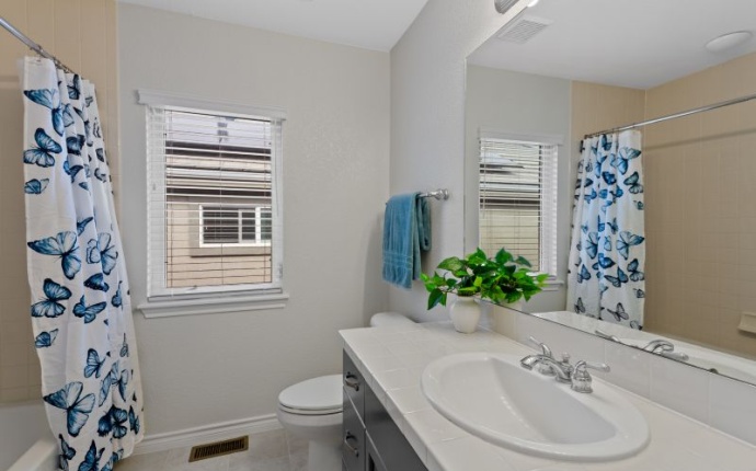 12054 E Lake Circle, Greenwood Village, Arapahoe, Colorado, United States 80111, 4 Bedrooms Bedrooms, ,3 BathroomsBathrooms,House,Sold!,E Lake Circle,9675042