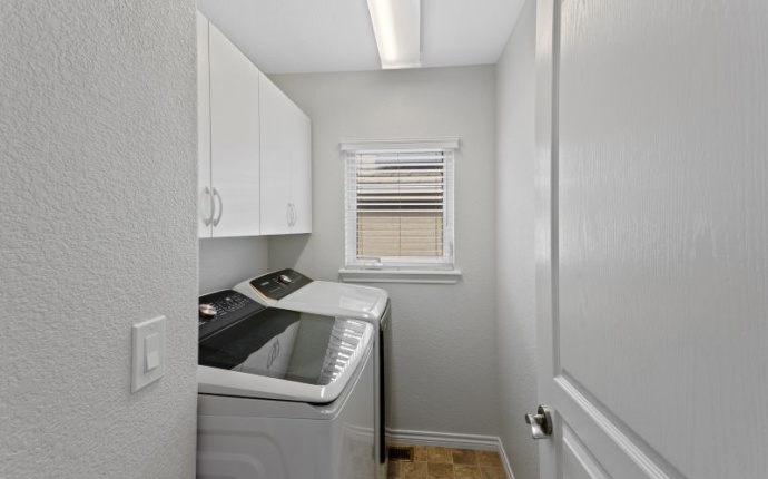 12054 E Lake Circle, Greenwood Village, Arapahoe, Colorado, United States 80111, 4 Bedrooms Bedrooms, ,3 BathroomsBathrooms,House,Sold!,E Lake Circle,9675042