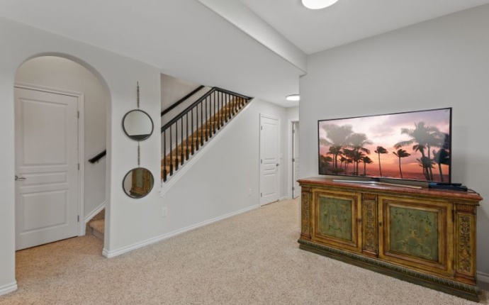 12054 E Lake Circle, Greenwood Village, Arapahoe, Colorado, United States 80111, 4 Bedrooms Bedrooms, ,3 BathroomsBathrooms,House,Sold!,E Lake Circle,9675042