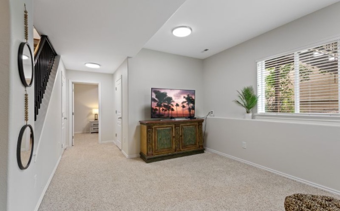 12054 E Lake Circle, Greenwood Village, Arapahoe, Colorado, United States 80111, 4 Bedrooms Bedrooms, ,3 BathroomsBathrooms,House,Sold!,E Lake Circle,9675042