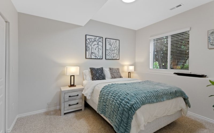 12054 E Lake Circle, Greenwood Village, Arapahoe, Colorado, United States 80111, 4 Bedrooms Bedrooms, ,3 BathroomsBathrooms,House,Sold!,E Lake Circle,9675042