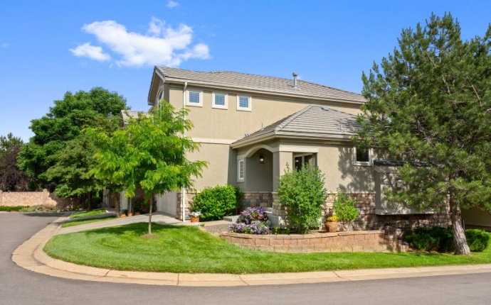 12054 E Lake Circle, Greenwood Village, Arapahoe, Colorado, United States 80111, 4 Bedrooms Bedrooms, ,3 BathroomsBathrooms,House,Sold!,E Lake Circle,9675042