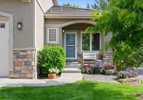 12054 E Lake Circle, Greenwood Village, Arapahoe, Colorado, United States 80111, 4 Bedrooms Bedrooms, ,3 BathroomsBathrooms,House,Sold!,E Lake Circle,9675042