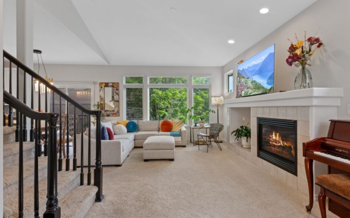 12054 E Lake Circle, Greenwood Village, Arapahoe, Colorado, United States 80111, 4 Bedrooms Bedrooms, ,3 BathroomsBathrooms,House,Sold!,E Lake Circle,9675042