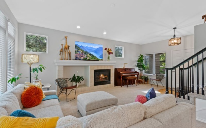 12054 E Lake Circle, Greenwood Village, Arapahoe, Colorado, United States 80111, 4 Bedrooms Bedrooms, ,3 BathroomsBathrooms,House,Sold!,E Lake Circle,9675042