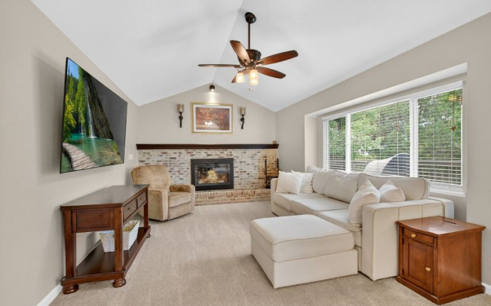 5547 S Kirk Circle, Centennial, Arapahoe, Colorado, United States 80015, 4 Bedrooms Bedrooms, ,4 BathroomsBathrooms,House,Sold!,S Kirk Circle,9675044