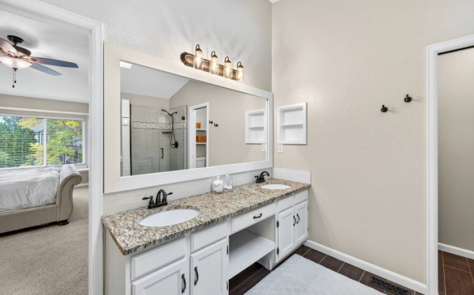 5547 S Kirk Circle, Centennial, Arapahoe, Colorado, United States 80015, 4 Bedrooms Bedrooms, ,4 BathroomsBathrooms,House,Sold!,S Kirk Circle,9675044