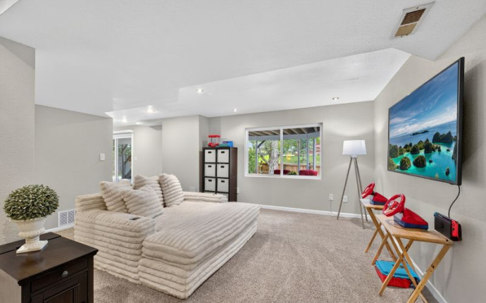 5547 S Kirk Circle, Centennial, Arapahoe, Colorado, United States 80015, 4 Bedrooms Bedrooms, ,4 BathroomsBathrooms,House,Sold!,S Kirk Circle,9675044