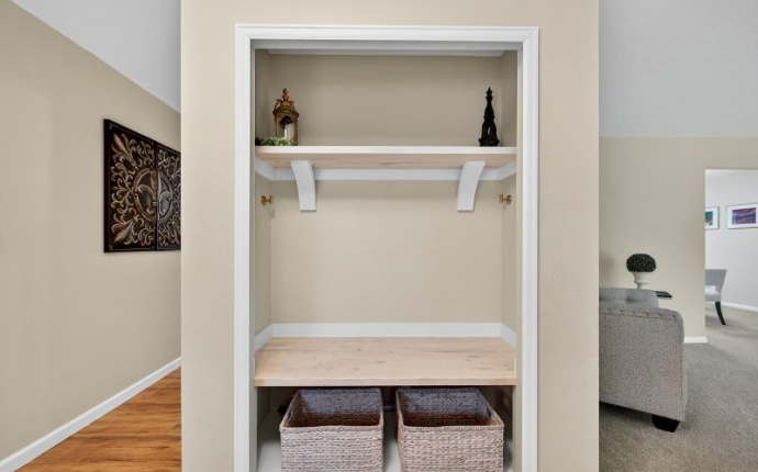 5547 S Kirk Circle, Centennial, Arapahoe, Colorado, United States 80015, 4 Bedrooms Bedrooms, ,4 BathroomsBathrooms,House,Sold!,S Kirk Circle,9675044