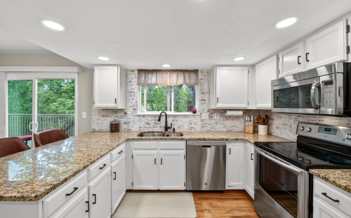 5547 S Kirk Circle, Centennial, Arapahoe, Colorado, United States 80015, 4 Bedrooms Bedrooms, ,4 BathroomsBathrooms,House,Sold!,S Kirk Circle,9675044