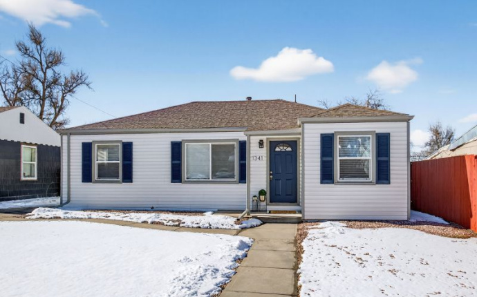 1341 Jamaica Street, Aurora, Aurora, Colorado, United States 80010, 3 Bedrooms Bedrooms, ,1 BathroomBathrooms,House,Under Contract,Jamaica Street,9675049