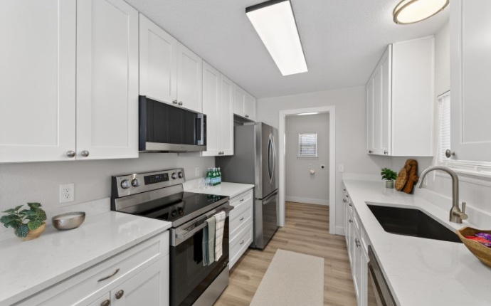 1341 Jamaica Street, Aurora, Aurora, Colorado, United States 80010, 3 Bedrooms Bedrooms, ,1 BathroomBathrooms,House,Under Contract,Jamaica Street,9675049