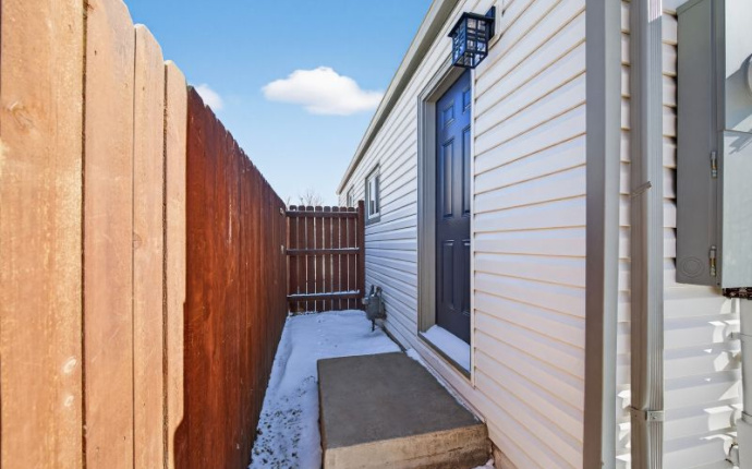 1341 Jamaica Street, Aurora, Aurora, Colorado, United States 80010, 3 Bedrooms Bedrooms, ,1 BathroomBathrooms,House,Under Contract,Jamaica Street,9675049