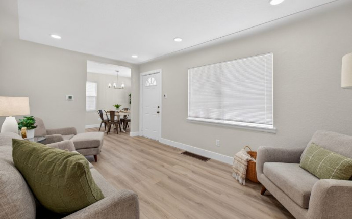 1341 Jamaica Street, Aurora, Aurora, Colorado, United States 80010, 3 Bedrooms Bedrooms, ,1 BathroomBathrooms,House,Under Contract,Jamaica Street,9675049