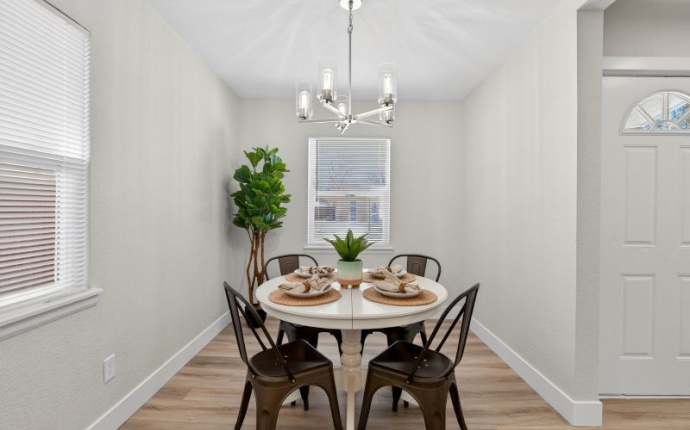 1341 Jamaica Street, Aurora, Aurora, Colorado, United States 80010, 3 Bedrooms Bedrooms, ,1 BathroomBathrooms,House,Under Contract,Jamaica Street,9675049