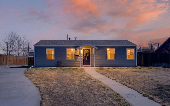 6014 Hudson Street, Commerce City, Adams, Colorado, United States 80022, 2 Bedrooms Bedrooms, ,1 BathroomBathrooms,House,Sold!,Hudson Street,9675050