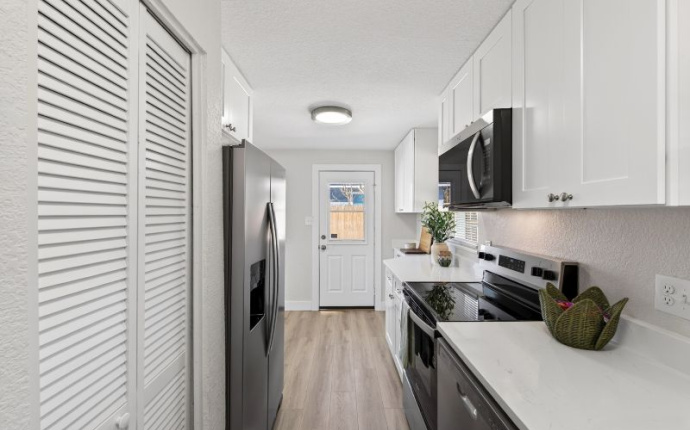 6014 Hudson Street, Commerce City, Adams, Colorado, United States 80022, 2 Bedrooms Bedrooms, ,1 BathroomBathrooms,House,Sold!,Hudson Street,9675050