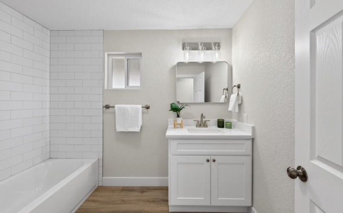 6014 Hudson Street, Commerce City, Adams, Colorado, United States 80022, 2 Bedrooms Bedrooms, ,1 BathroomBathrooms,House,Sold!,Hudson Street,9675050