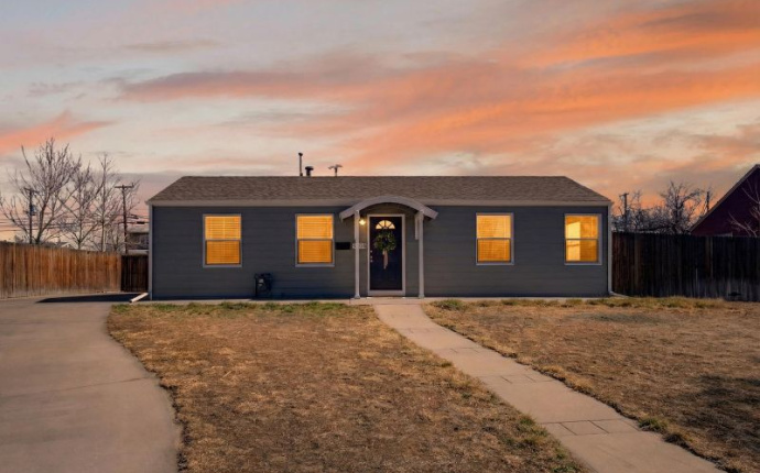 6014 Hudson Street, Commerce City, Adams, Colorado, United States 80022, 2 Bedrooms Bedrooms, ,1 BathroomBathrooms,House,Sold!,Hudson Street,9675050