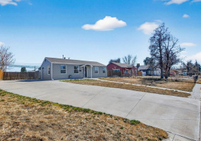 6014 Hudson Street, Commerce City, Adams, Colorado, United States 80022, 2 Bedrooms Bedrooms, ,1 BathroomBathrooms,House,Sold!,Hudson Street,9675050