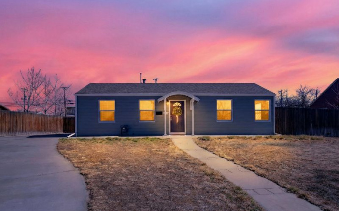 6014 Hudson Street, Commerce City, Adams, Colorado, United States 80022, 2 Bedrooms Bedrooms, ,1 BathroomBathrooms,House,Sold!,Hudson Street,9675050