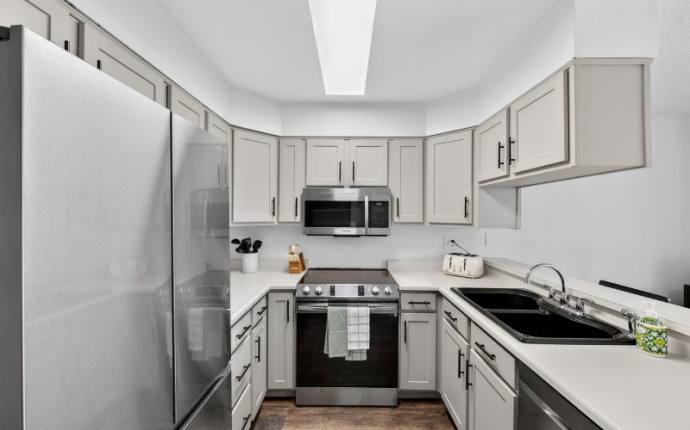 8188 S Fillmore Circle, Centennial, Arapahoe, Colorado, United States 80122, 2 Bedrooms Bedrooms, ,3 BathroomsBathrooms,Townhome,For Sale,8188,S Fillmore Circle,9675054