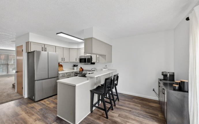 8188 S Fillmore Circle, Centennial, Arapahoe, Colorado, United States 80122, 2 Bedrooms Bedrooms, ,3 BathroomsBathrooms,Townhome,For Sale,8188,S Fillmore Circle,9675054