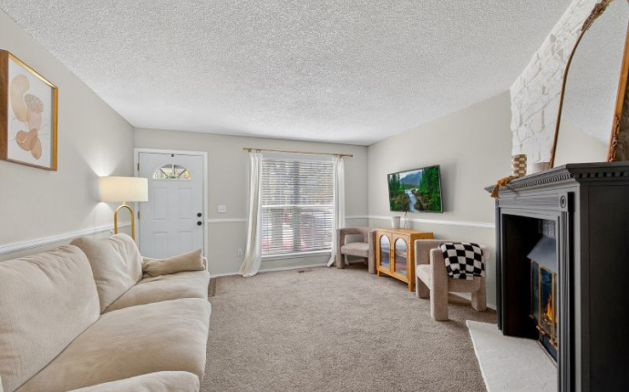 8188 S Fillmore Circle, Centennial, Arapahoe, Colorado, United States 80122, 2 Bedrooms Bedrooms, ,3 BathroomsBathrooms,Townhome,For Sale,8188,S Fillmore Circle,9675054